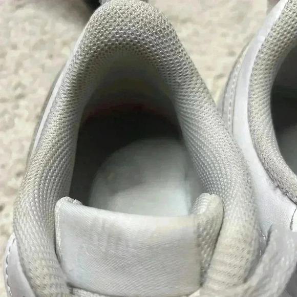 NIKE SIZE 6Y WHITE AIR FORCE 1 PREOWNED - Picture 4 of 16